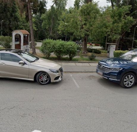 Дава се под наем Магазин в Велико Търново, Център - 180 кв.м за 1020 € - Снимка #1