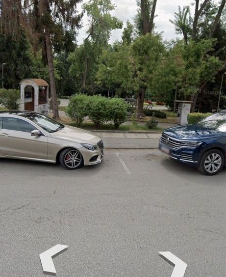 Дава се под наем Магазин в Велико Търново, Център - 180 кв.м за 1020 € - Снимка #1