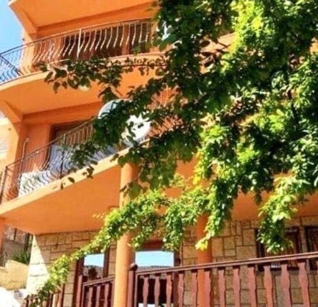 Хотел в Бургас, Славейков - 330 кв.м за 711 €/кв.м - Снимка #1