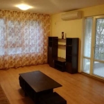 Дава се под наем Двустаен апартамент в Бургас, Център - 65 кв.м за 200 € - Снимка #1