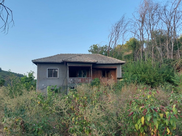 Къща в Опака - 160 кв.м за 70 €/кв.м - Снимка #1