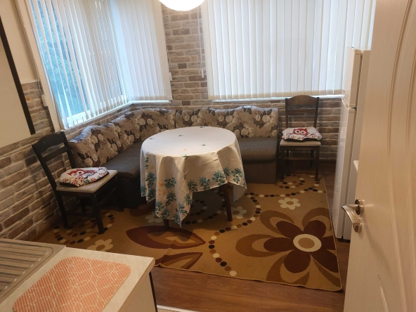 Дава се под наем Двустаен апартамент в Хасково, Овчарски - 47 кв.м за 310 € - Снимка #1