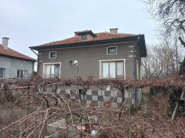 Къща в с. Долна Малина, Област София-област - 68 кв.м за 1125 €/кв.м - Снимка #1