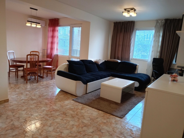 Дава се под наем Тристаен апартамент в София, Гео Милев - 140 кв.м за 875 € - Снимка #1