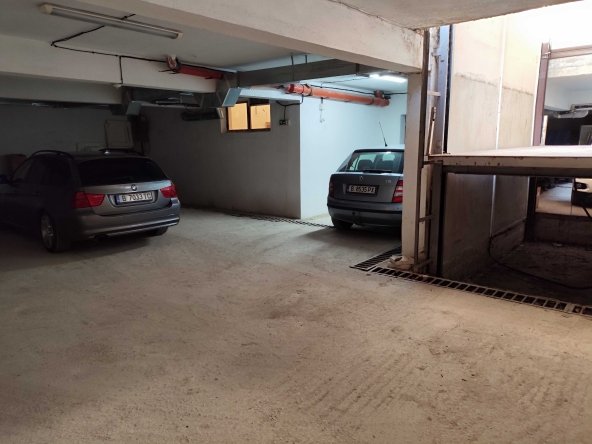 Дава се под наем Гараж / Паркомясто в Варна, Трошево - 16 кв.м за 45.9 € - Снимка #1