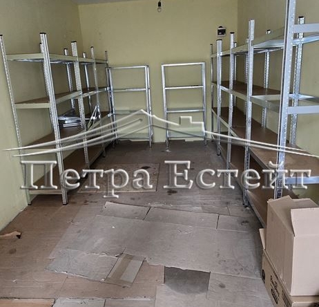 Гараж / Паркомясто в Варна, Виница - 18 кв.м за 1500 €/кв.м - Снимка #1