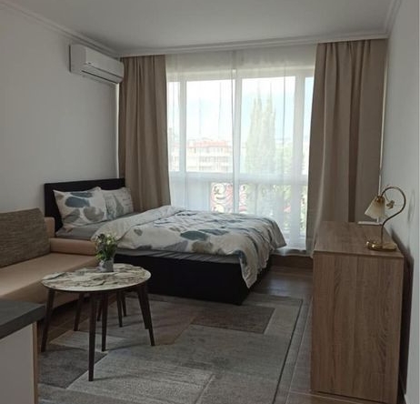 Дава се под наем Едностаен апартамент в к.к. Слънчев бряг - 38 кв.м за 510 € - Снимка #1