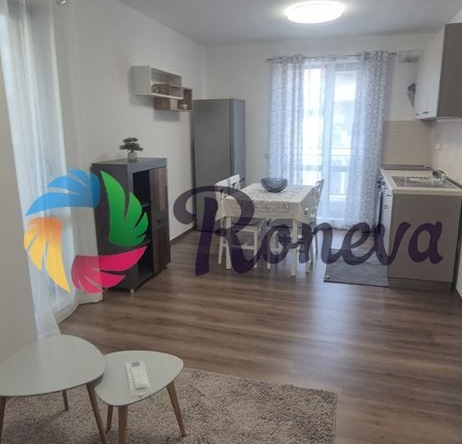 Дава се под наем Двустаен апартамент в Варна, Конфуто - 58 кв.м за 520 € - Снимка #1