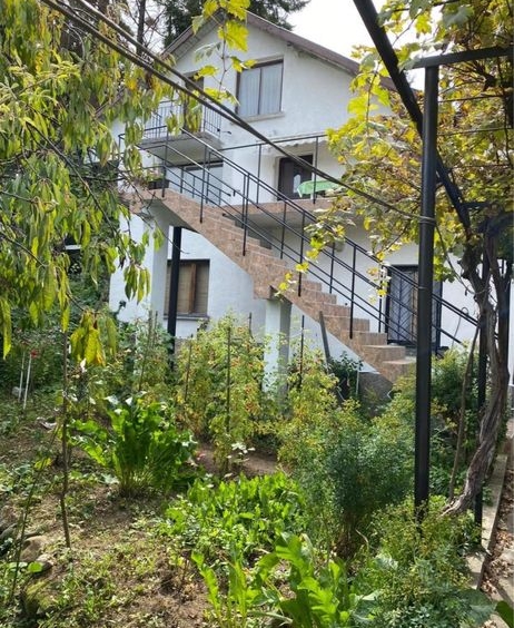 Етаж от къща в с. Кокаляне, Област София-град - 55 кв.м за 3364 €/кв.м - Снимка #1