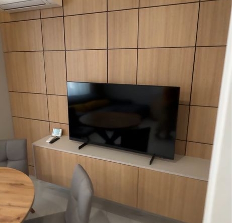 Дава се под наем Двустаен апартамент в София, Хладилника - 60 кв.м за 698.19 € - Снимка #1