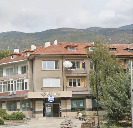 Тристаен апартамент в Карлово - 135 кв.м за 605 €/кв.м - Снимка #1