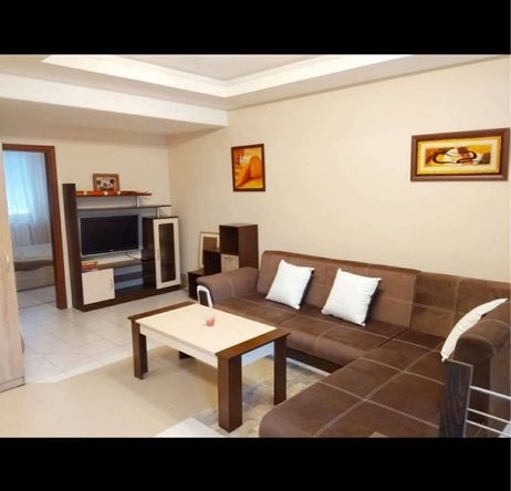 Дава се под наем Двустаен апартамент в Перник, Център - 50 кв.м за 398.82 € - Снимка #1