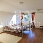 Дава се под наем Двустаен апартамент в Варна, Аспарухово - 60 кв.м за 298.86 € - Снимка #1