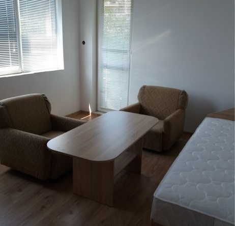 Дава се под наем Четиристаен апартамент в Варна, Младост 2 - 120 кв.м за 510 € - Снимка #1