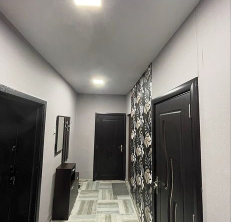 Дава се под наем Двустаен апартамент в Враца, Квартал 103 - 60 кв.м за 316.2 € - Снимка #1