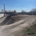 Дава се под наем Парцел в Шумен, Боян Българанов 1 - 2212 кв.м за 765 € - Снимка #1