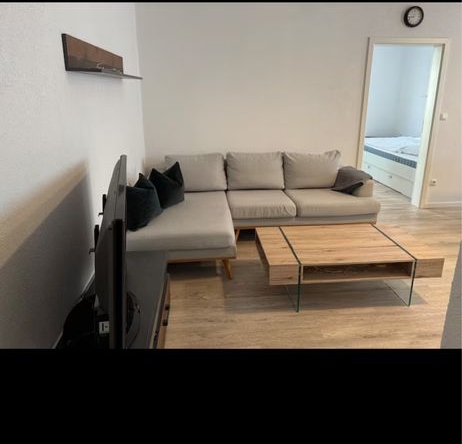 Дава се под наем Двустаен апартамент в София, Лозенец - 70 кв.м за 459 € - Снимка #1