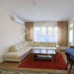 Дава се под наем Тристаен апартамент в Пловдив, Център - 127 кв.м за 528.36 € - Снимка #1