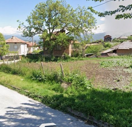 Парцел в с. Крупник, Област Благоевград - 555 кв.м за 50 €/кв.м - Снимка #1