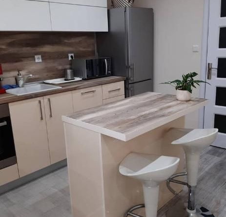 Дава се под наем Двустаен апартамент в Бургас, Меден рудник - зона А - 76 кв.м за 331.5 € - Снимка #1