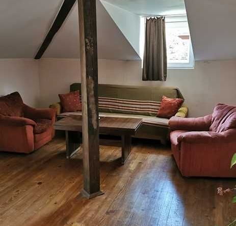 Дава се под наем Тристаен апартамент в Пловдив, Коматево - 88 кв.м за 372.3 € - Снимка #1