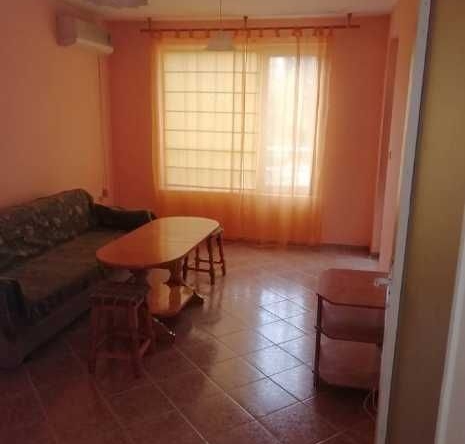 Дава се под наем Двустаен апартамент в Бургас, Изгрев - 67 кв.м за 102 € - Снимка #1