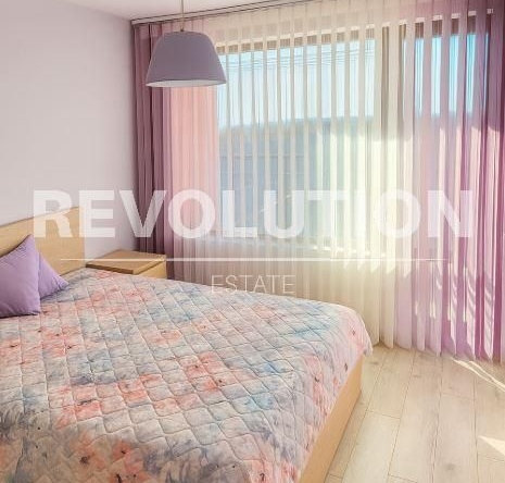 Дава се под наем Двустаен апартамент в Варна, Център - 60 кв.м за 800 € - Снимка #1