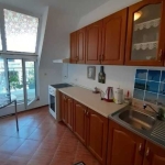 Дава се под наем Двустаен апартамент в Бургас, Лазур - 85 кв.м за 140.25 € - Снимка #1