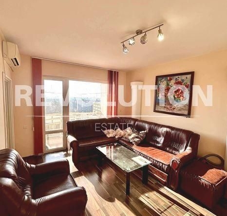 Дава се под наем Тристаен апартамент в Варна, Завод Дружба - 80 кв.м за 448.8 € - Снимка #1