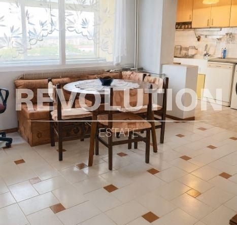 Дава се под наем Двустаен апартамент в Варна, Младост 1 - 55 кв.м за 325 € - Снимка #1