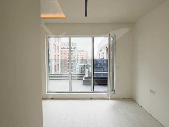 Тристаен апартамент в Пловдив, Христо Смирненски - 200 кв.м за 735 €/кв.м - Снимка #1
