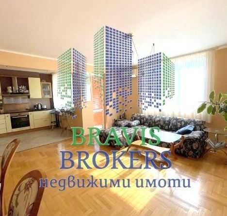 Тристаен апартамент в Варна, Бриз - 120 кв.м за 1875 €/кв.м - Снимка #1