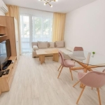 Дава се под наем Двустаен апартамент в Варна, Център - 65 кв.м за 598.23 € - Снимка #1