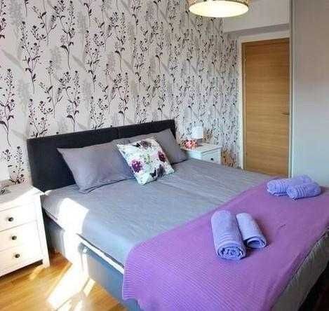 Дава се под наем Двустаен апартамент в Бургас, Лазур - 57 кв.м за 234.6 € - Снимка #1