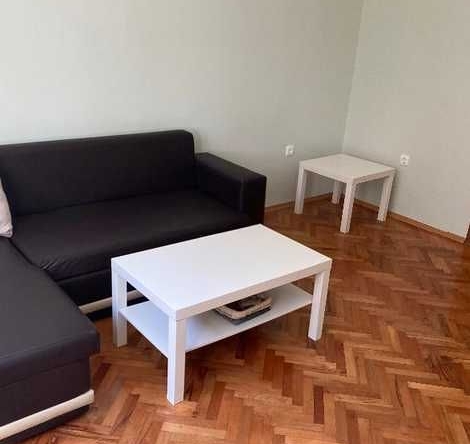 Дава се под наем Тристаен апартамент в София, Лозенец - 82 кв.м за 598.23 € - Снимка #1