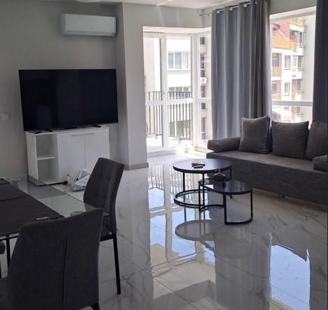 Дава се под наем Двустаен апартамент в София, Студентски град - 80 кв.м за 695 € - Снимка #1