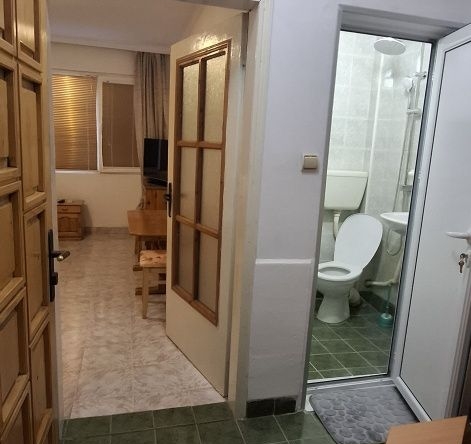 Дава се под наем Едностаен апартамент в Казанлък - 30 кв.м за 163.2 € - Снимка #1