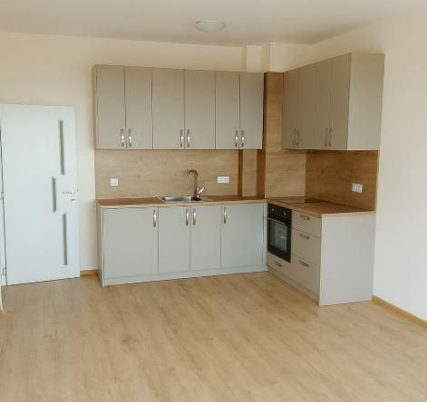 Дава се под наем Двустаен апартамент в Варна, Победа - 56 кв.м за 400 € - Снимка #1