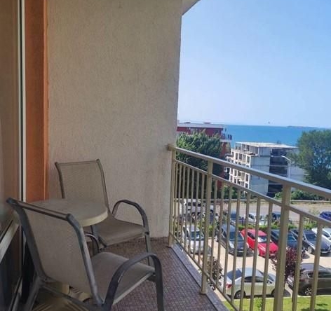 Дава се под наем Едностаен апартамент в Бургас, Център - 50 кв.м за 510 € - Снимка #1