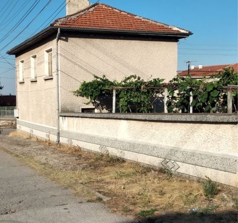 Къща в с. Тополово, Област Пловдив - 162 кв.м за 587 €/кв.м - Снимка #1