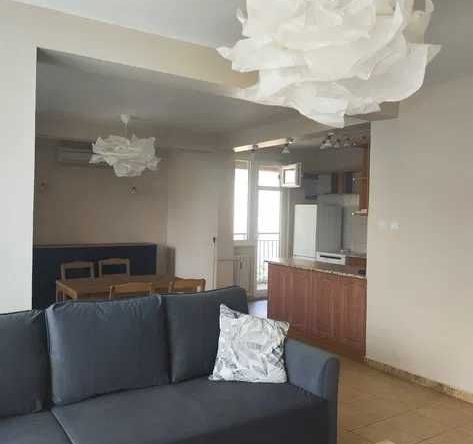 Дава се под наем Тристаен апартамент в София, Зона Б-18 - 123 кв.м за 698.19 € - Снимка #1