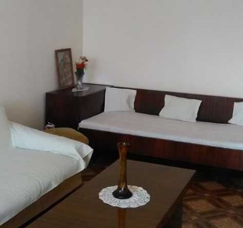 Дава се под наем Двустаен апартамент в Пловдив, Тракия - 50 кв.м за 209.1 € - Снимка #1