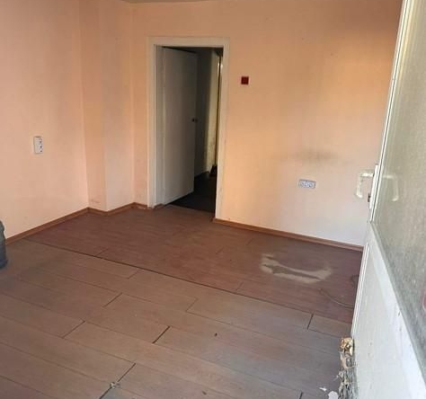 Дава се под наем Офис в Бургас, Център - 60 кв.м за 255 € - Снимка #1