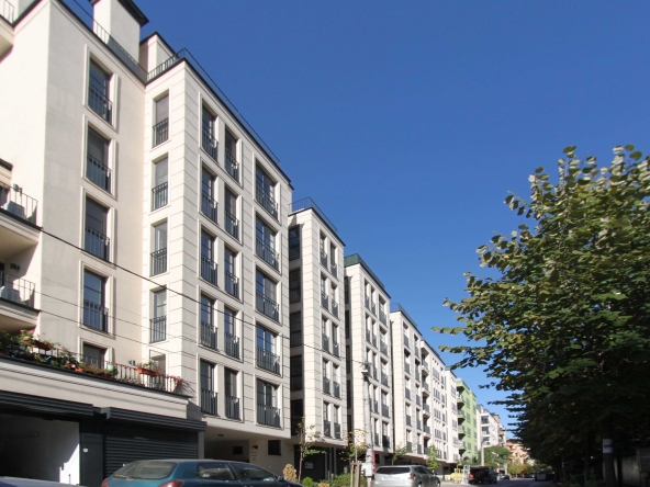 Двустаен апартамент в София, Студентски град - 67 кв.м за 2105 €/кв.м - Снимка #1