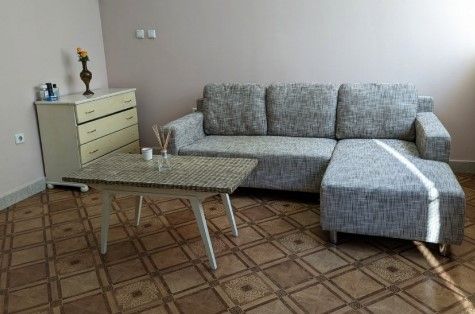 Едностаен апартамент в София, Център - 28 кв.м за 2572 €/кв.м - Снимка #1