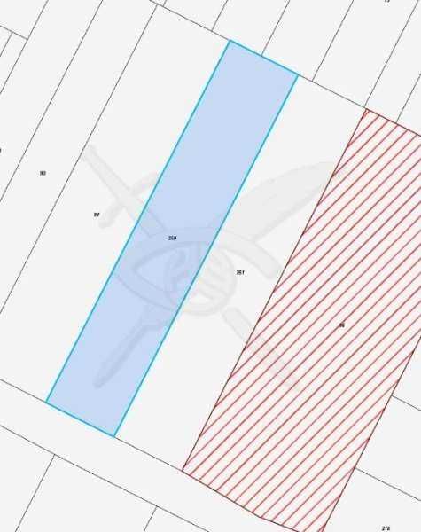 Земеделски имот в с. Брестник, Област Пловдив -  кв.м за 38505 €/дка - Снимка #1