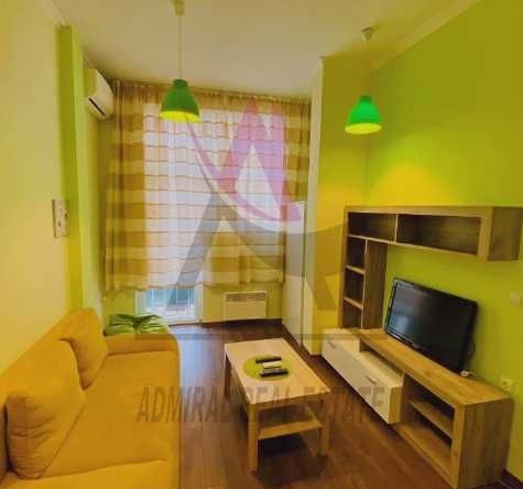 Дава се под наем Двустаен апартамент в Варна, Цветен квартал - 58 кв.м за 450 € - Снимка #1