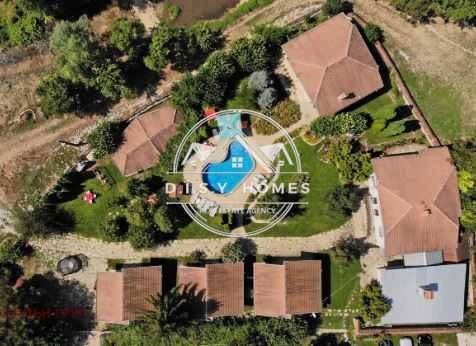 Къща в с. Емен, Област Велико Търново - 717 кв.м за 656 €/кв.м - Снимка #1