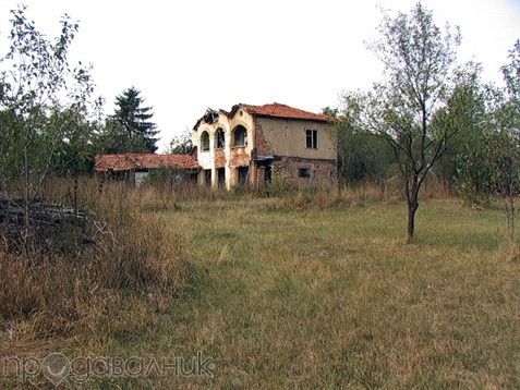 Парцел в с. Борима, Област Ловеч - 8900 кв.м за 8 €/кв.м - Снимка #1