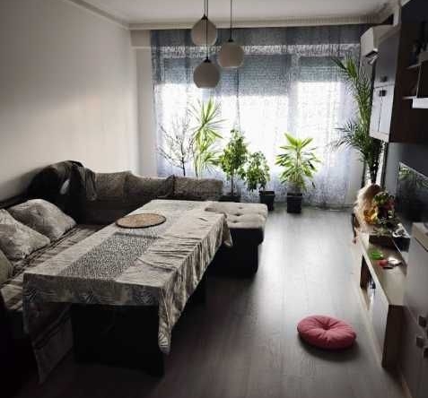Тристаен апартамент в Пловдив, Център - 80 кв.м за 1052 €/кв.м - Снимка #1
